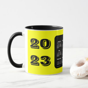 Mug Calendrier Jaune 2023 par Janz