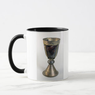Mug Calice avec des bijoux et une inscription sur le