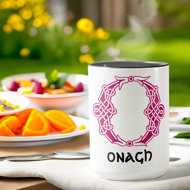 Mug Capitale décorative du 16e siècle Celtic Knot O (Créateur téléchargé)