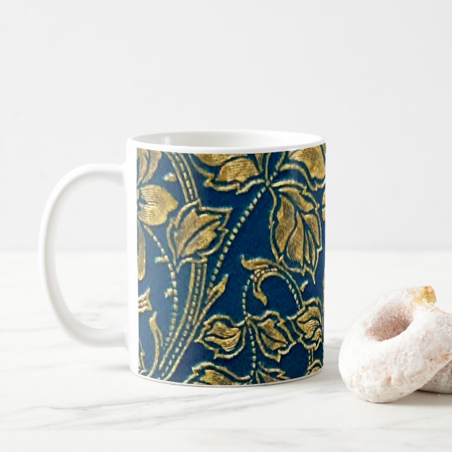 Mug Cascade en fleurs roses (Avec donut)