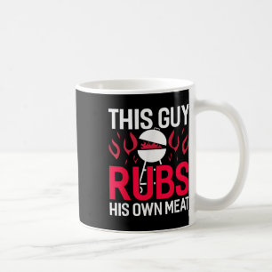 Mug Ce Gars Rubs Son Propre Viande Drôle Fumeur Barbec