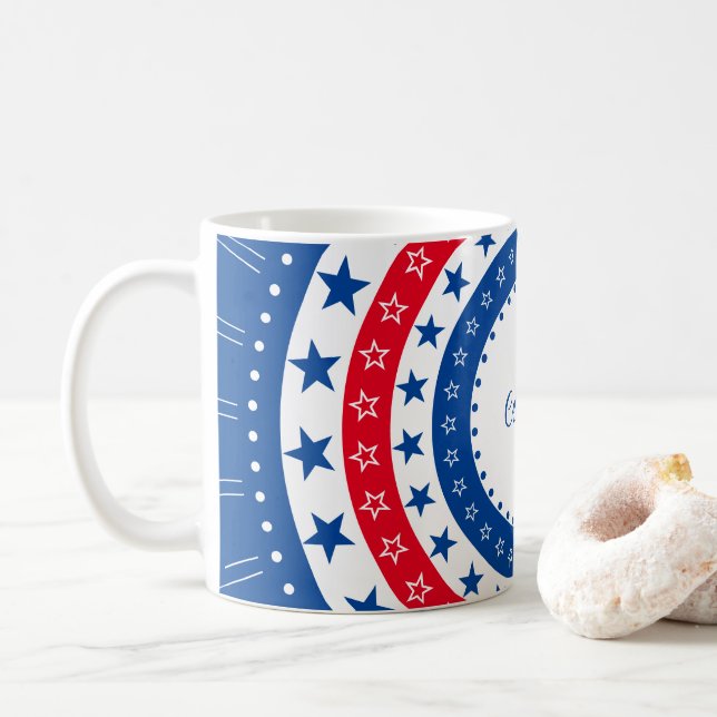 Mug Célébrez les étoiles rouge, blanc et bleu (Avec donut)