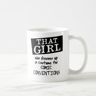 Mug CETTE FILLE qui s'habille dans le costume pour le