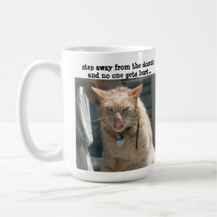 Mug Chat grincheux, étape à partir des butées