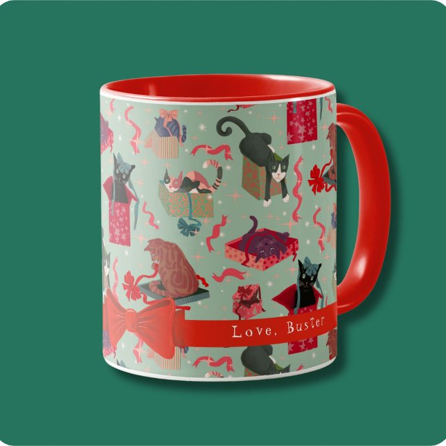 Mug Chats Drôle Dans Les Boîtes De Noël Personnalisées (Cute kitties play in Christmas wrappings on Funny Cat lover personalized mug. 4 colors )