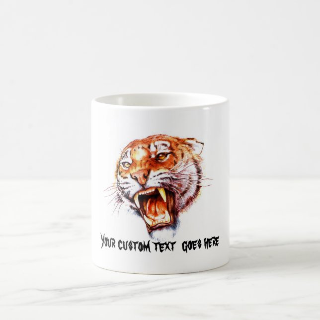 Mug Chef d'hurlement de tigre de bande dessinée de (Centre)