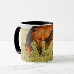 Mug Cheval sauvage Mère et Colt pâturage
