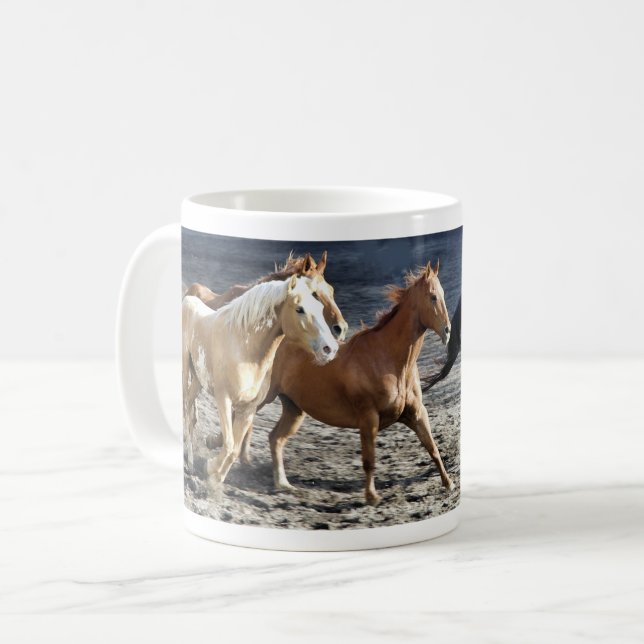 Mug Chevaux courants sauvages (Devant gauche)