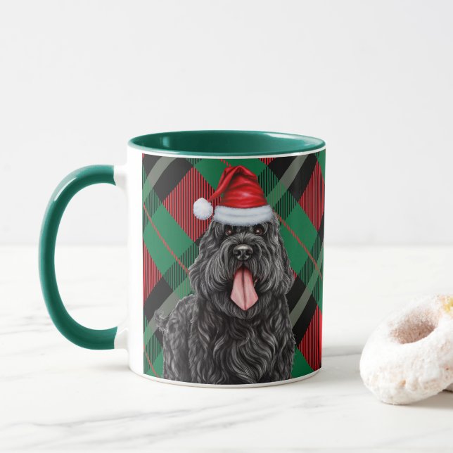 Mug Chien de Terrier Russe Noir Vert Rouge Jour Férié  (Avec donut)