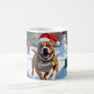 Mug Chien Pitbull courant dans la neige avec un chapea