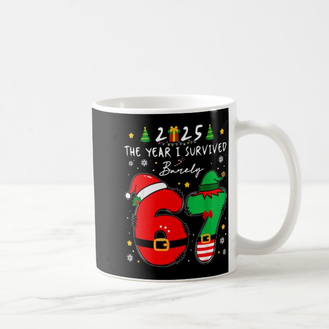 Mug Christmas 2025 The Year I Barely Survived Six Seve (Droite)