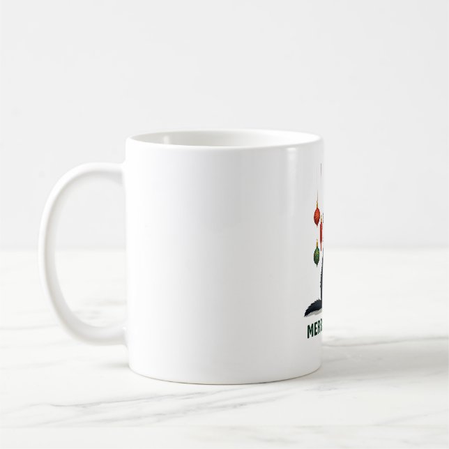 Mug Christmas Tuxedo Cat with Holiday Decorations Merr (Gauche)