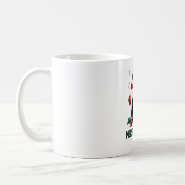 Mug Christmas Tuxedo Cat with Holiday Decorations Merr (Gauche)