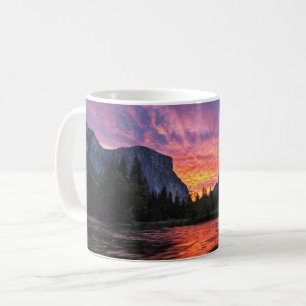 Mug Ciel vibrant   Yosemite Valley