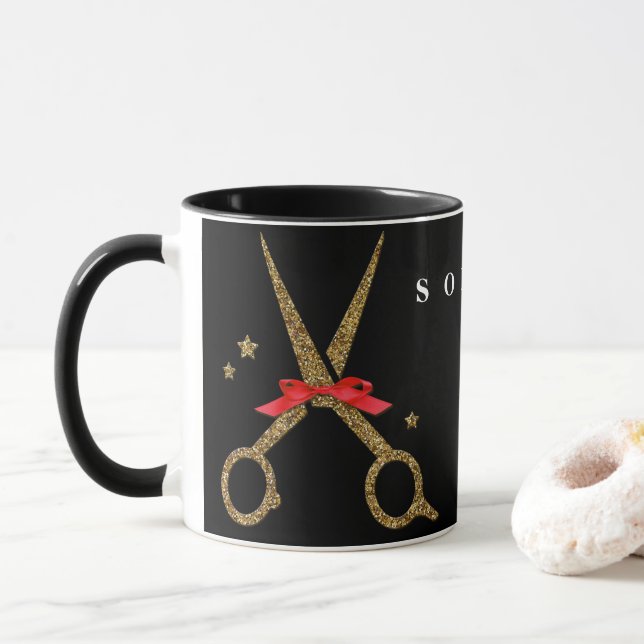 Mug Ciseaux à parties scintillant dorée - Coiffeur de  (Avec donut)
