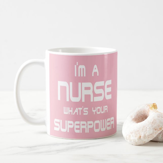 Mug Citations roses blanches drôles de soins de la (Avec donut)