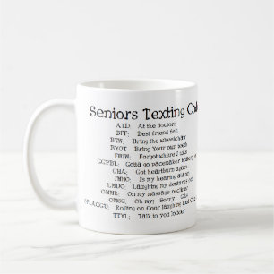 Mug code drôle de service de mini-messages d'aînés