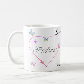 Mug coeur de papillons volants modernes