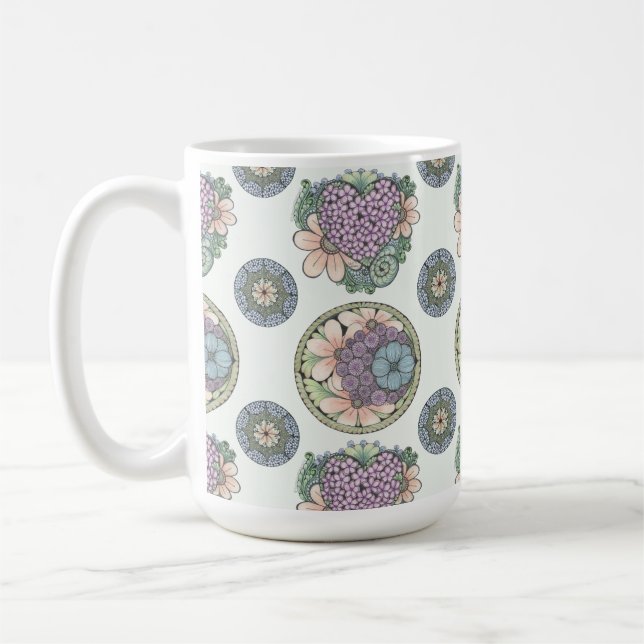 Mug Coeur et fleurs doodle art mug. (Gauche)