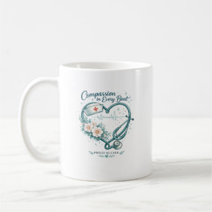 Mug Compassion à chaque battement Nurse Heart Design