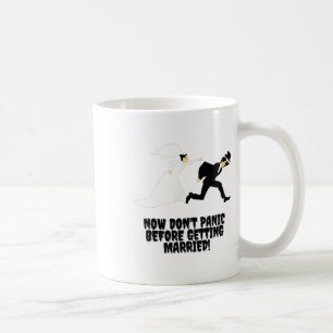 Mug Conception amusante _ La mariée poursuit sa mariée