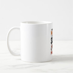 Mug Conception de Halloween sorcière drôle d'infirmièr