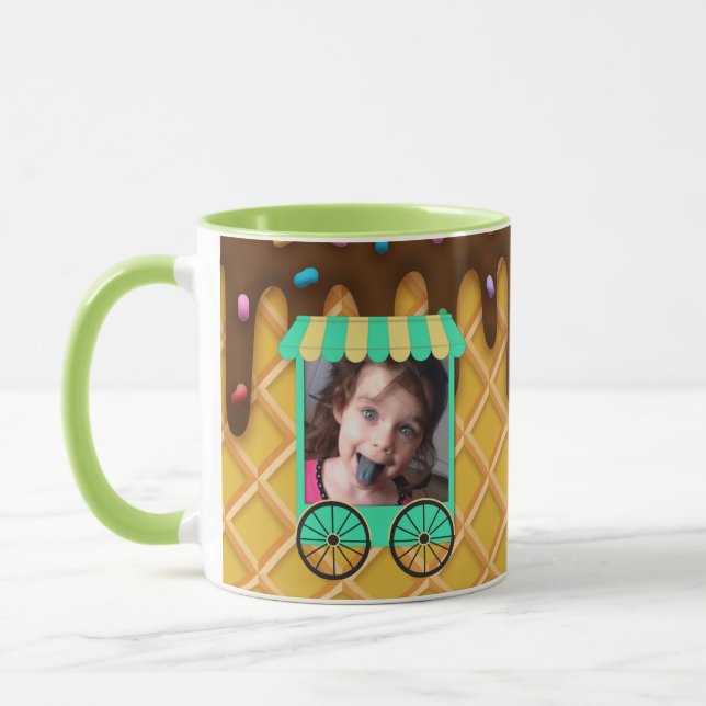 Mug Cône de gaufre de glace personnalisé avec photo (Gauche)