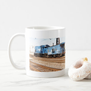 Mug Conrail Diesel #1633 GP-15-1 et caboose          