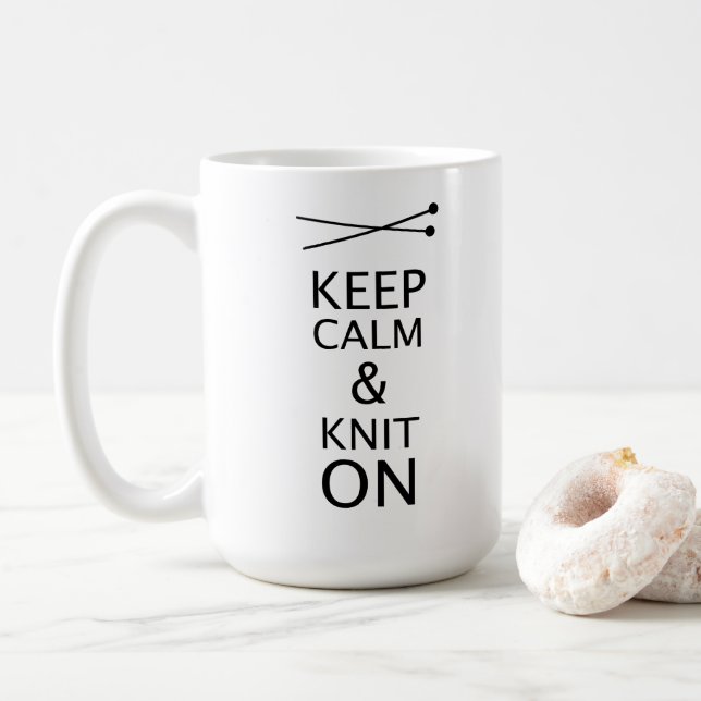 Mug Conserver le Knit de calme sur ・ l'artisanat (Avec donut)