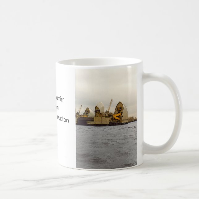 Mug Construction de Londres de barrière de la Tamise (Droite)
