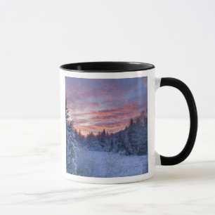 Mug Coucher de soleil vibrant peint le ciel au-dessus 