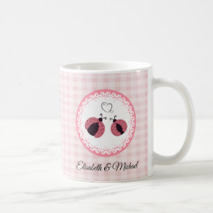 Mug Coupe de coccinelle plaid en amour personnalisé