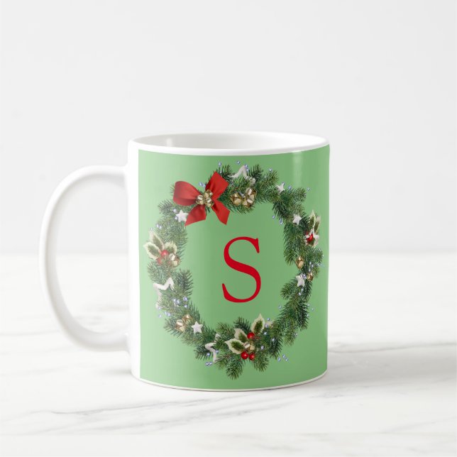 Mug Couronne de Noël à monogramme initial   (Gauche)