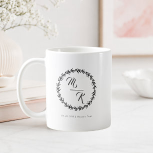Mug Couronne noire de monogramme classique élégant