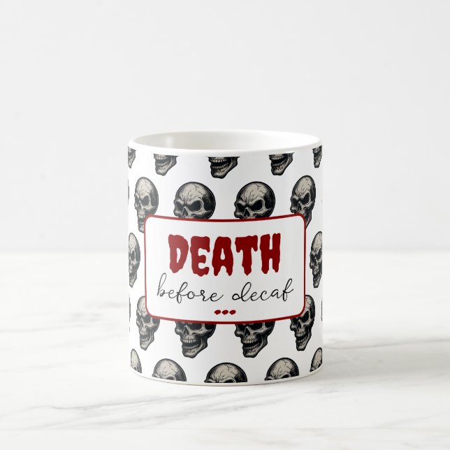 Mug Crâne gothique "Mort avant décaf" | Éffrayant Funn (Centre)