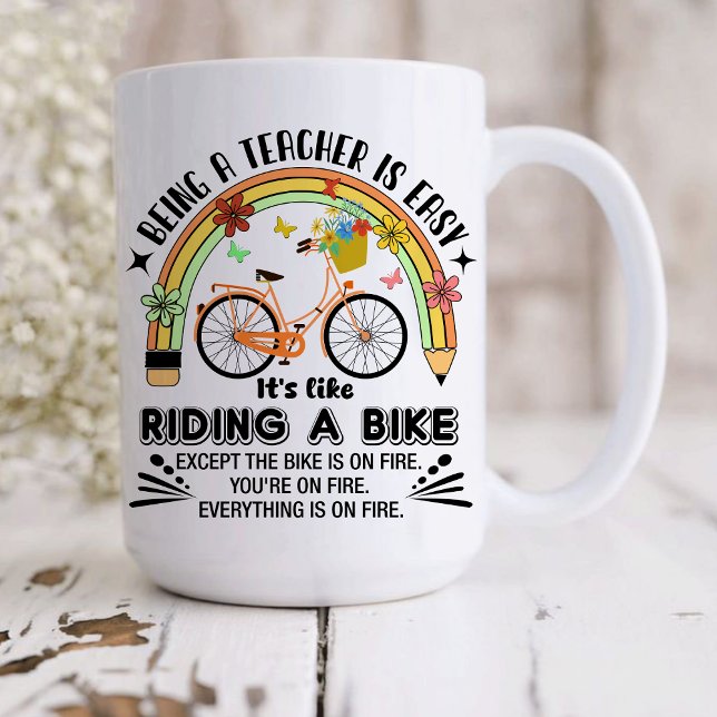 Mug crayon arc-en-ciel Appréciation de l'enseignant, a (Being A Teacher is Easy, It's Like Riding A Bike mug, personalized teacher mug, teacher gift ideas )