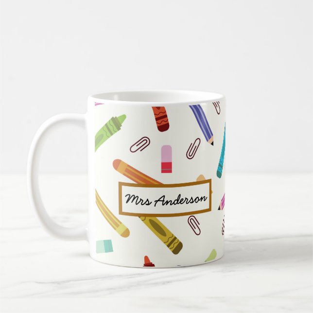 Mug Crayons mignons et crayons Nom de l'enseignant (Gauche)