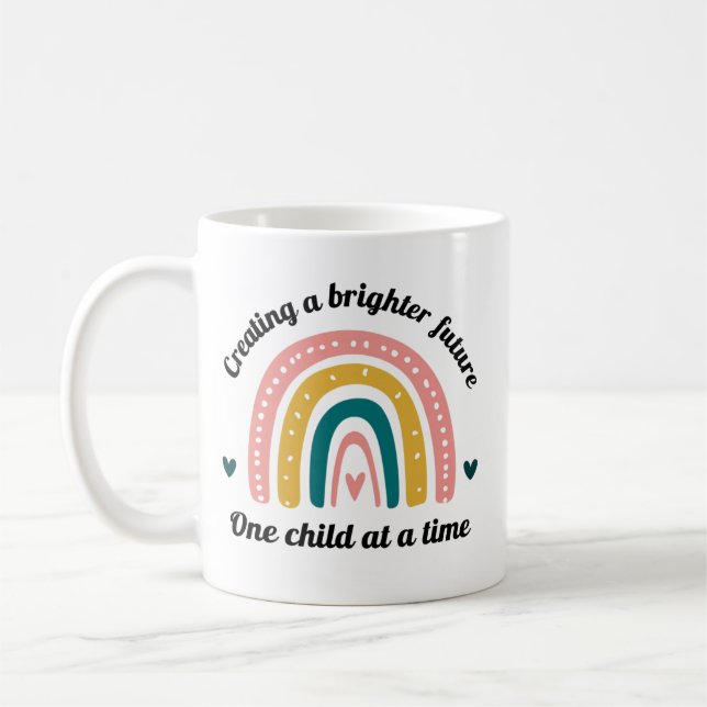 Mug créer un avenir meilleur un enfant à la fois (Gauche)