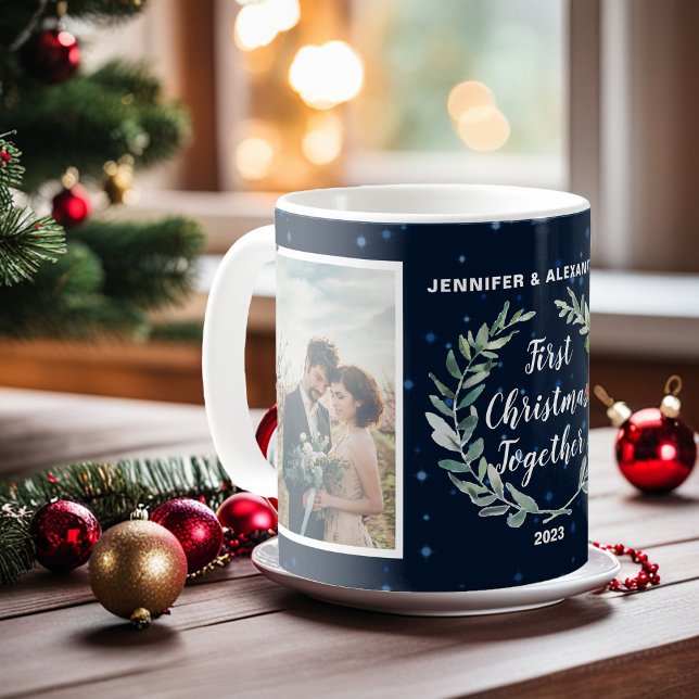 Mug Créez votre propre photo de Noël ensemble (Create your own First christmas together photo Coffee Mug.)