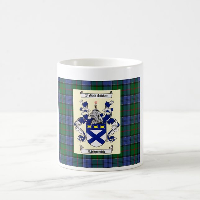 Mug Crête de Kirkpatrick sur le tartan de bleu de (Centre)