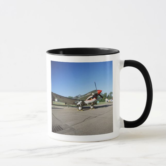Mug Curtiss P-40 Warhawk, au salon de l'aéronautique (Droite)