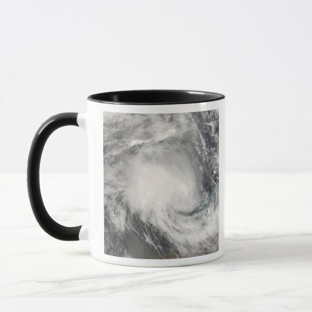 Mug Cyclone tropical Nicholas approchant l'Australie (Gauche)