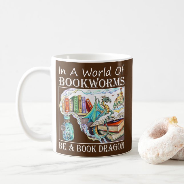 Mug Dans Un Monde De Bookwort Être Un Dragon De Livre (Avec donut)