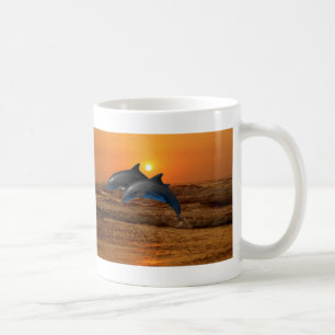 Mug Dauphin de Bottlenose au coucher du soleil