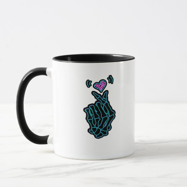 Mug De Belles Mains De Squelette Avec Un Signal Coeur  (Gauche)