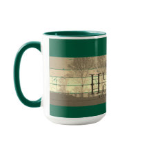 Mug de café creux affamé