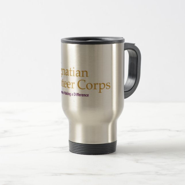 Mug de café de voyage isolée (Devant droit)