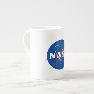 Mug de Chine osseuse conique de la NASA (10 oz.)