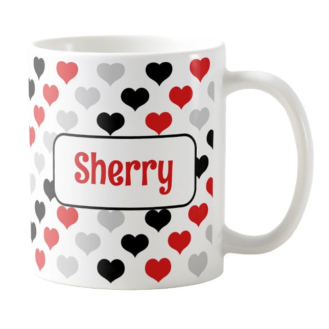 Mug de coeur rouge noir personnalisé (Personalized Black Red Hearts Mug at Amy's Coffee Mugs on Zazzle. )