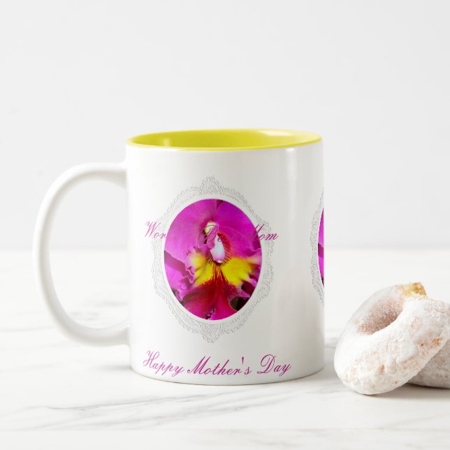 Mug de la fête des mères de l'orchidée rose jaune  (Avec donut)